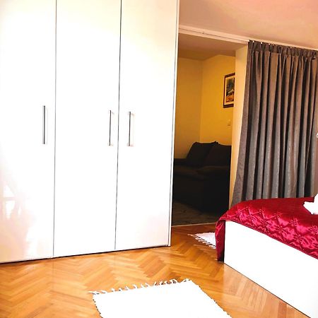 Apartment And Rooms Milak ราบ ภายนอก รูปภาพ